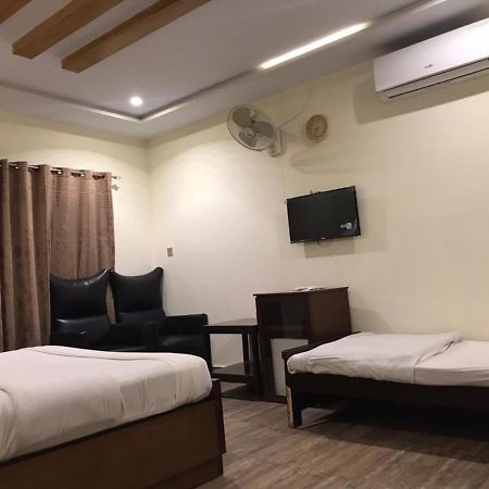 Hotel S.R. Lounge ملتان المظهر الخارجي الصورة