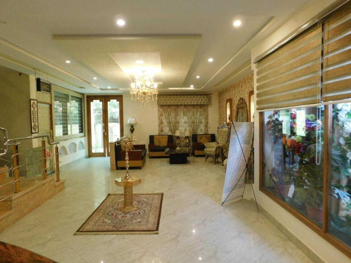 Hotel S.R. Lounge ملتان المظهر الخارجي الصورة