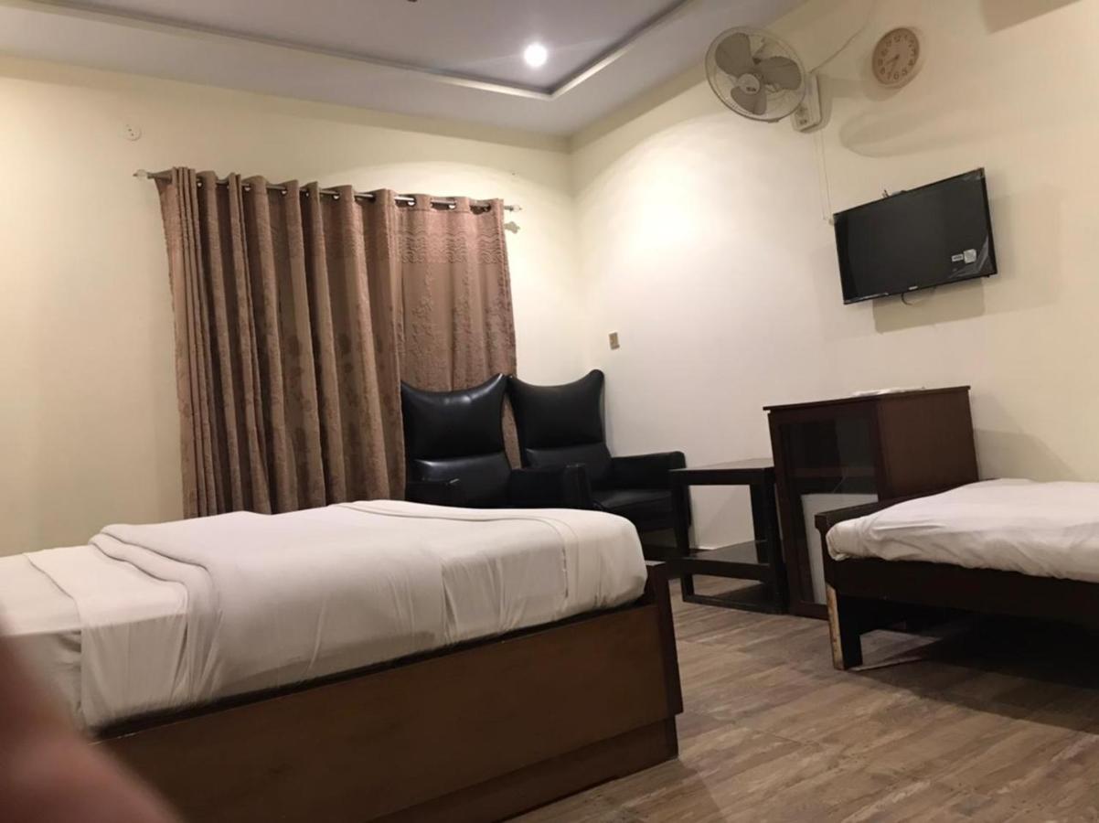 Hotel S.R. Lounge ملتان المظهر الخارجي الصورة