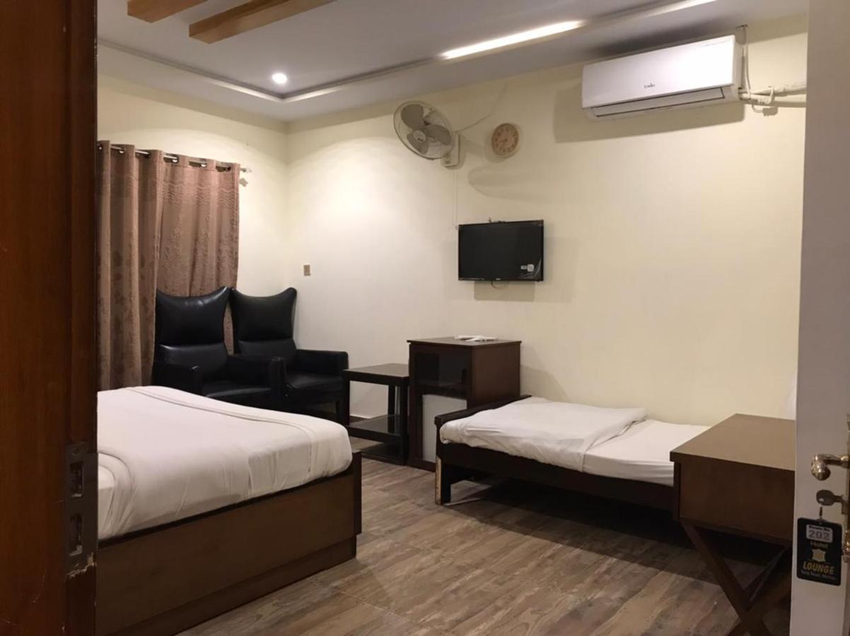 Hotel S.R. Lounge ملتان المظهر الخارجي الصورة