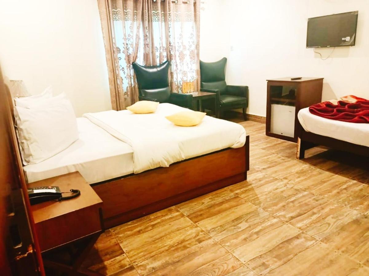 Hotel S.R. Lounge ملتان المظهر الخارجي الصورة