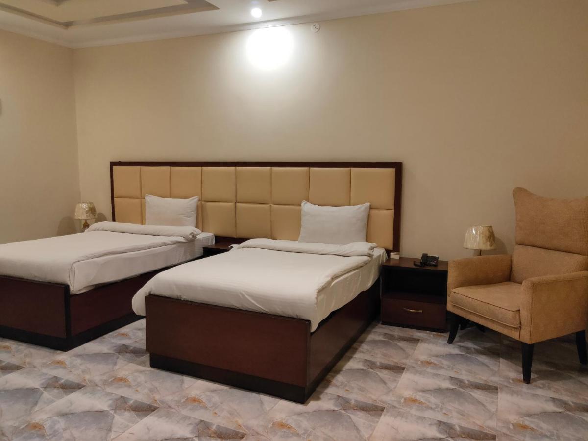 Hotel S.R. Lounge ملتان المظهر الخارجي الصورة
