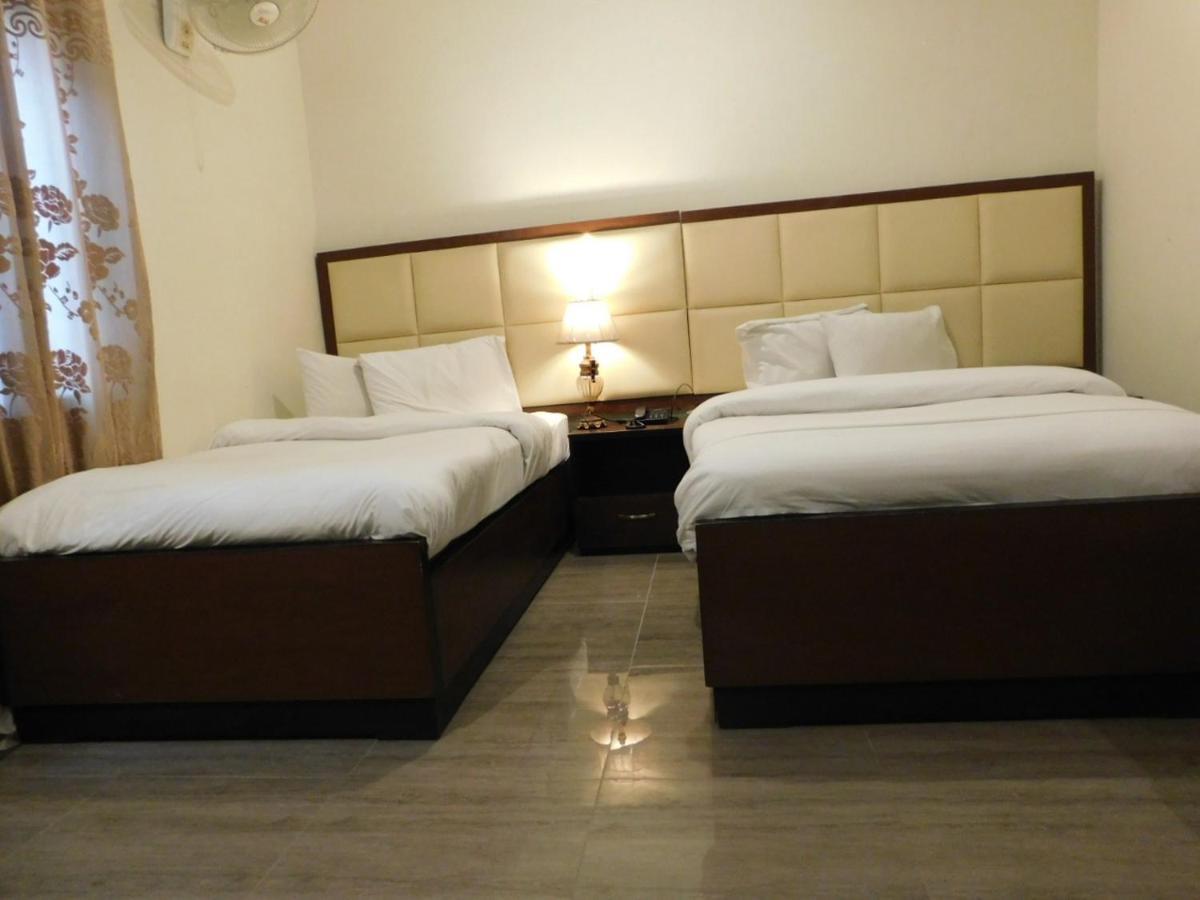 Hotel S.R. Lounge ملتان المظهر الخارجي الصورة